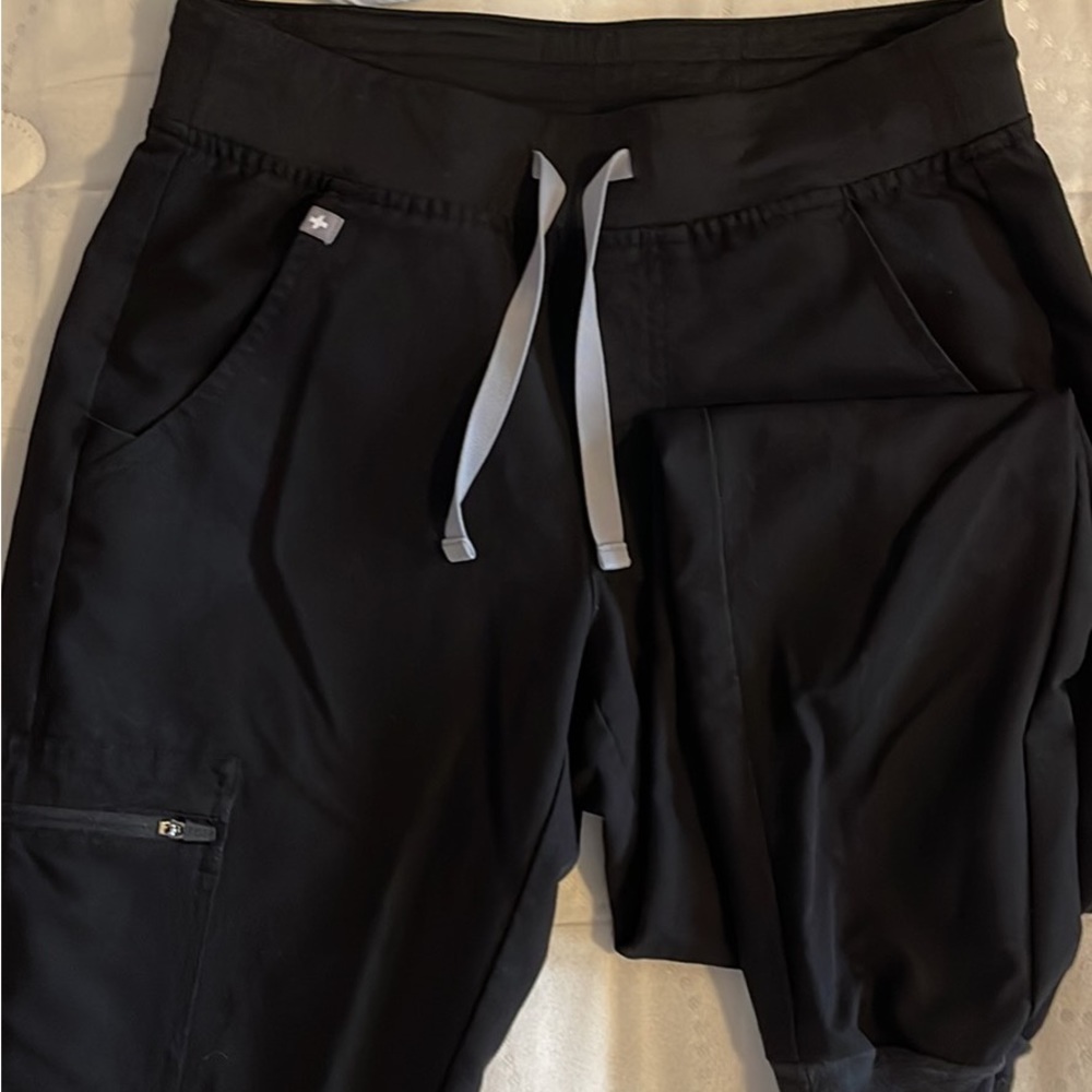 Figs Zamora Joggers Black
